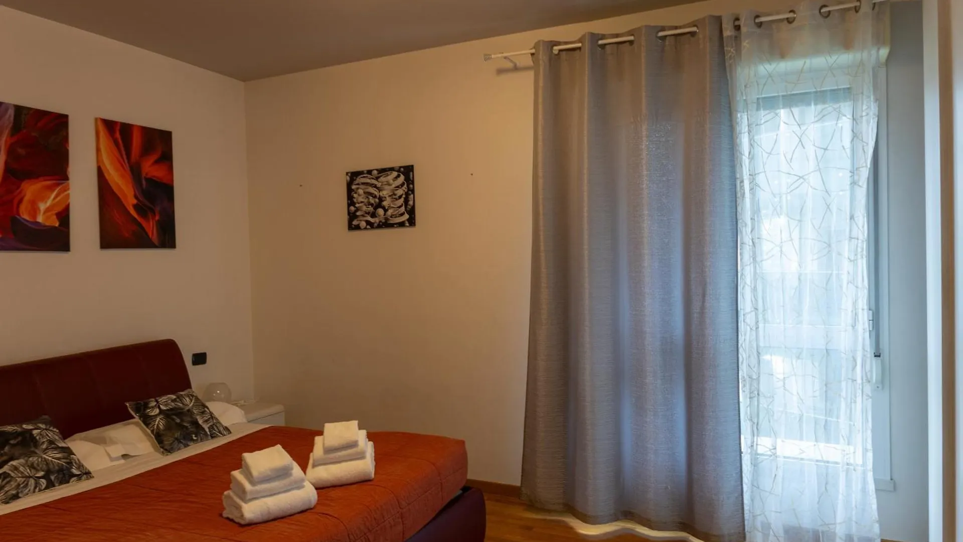 Le Tre Torri Apartment - Twa Bologna 0*,